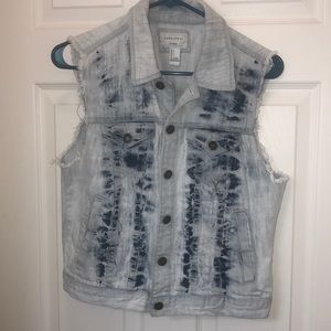 Forever 21 Acid Wash Jean Vest